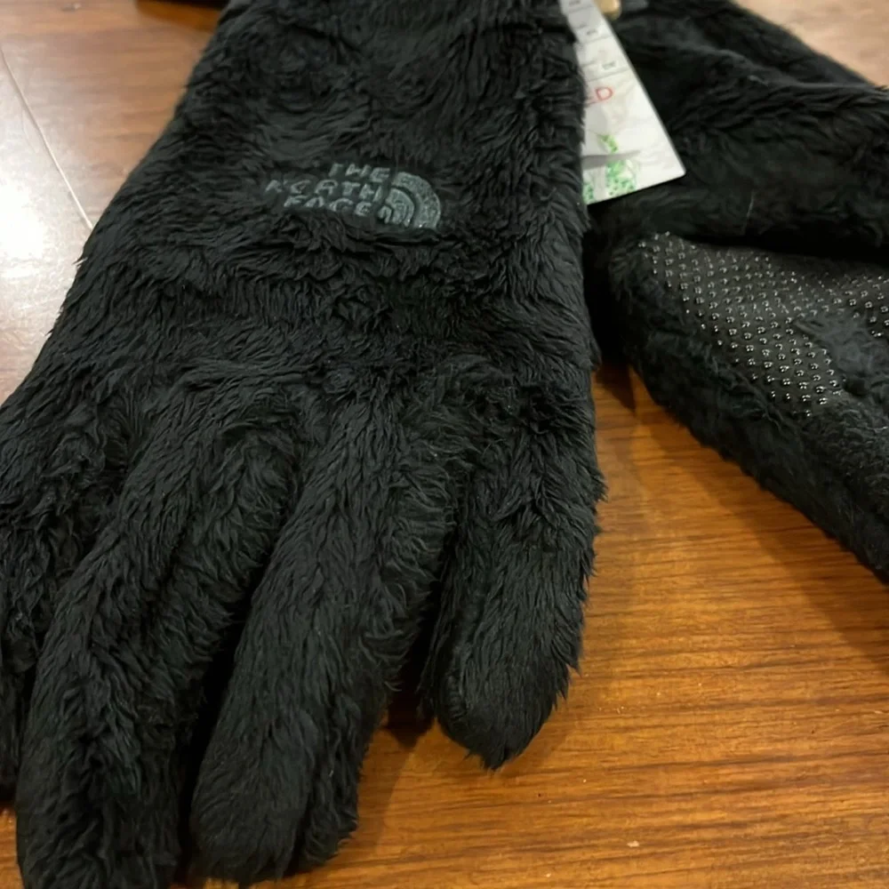The North Face Osito Winter Gloves black Etip new Women’s Size Large